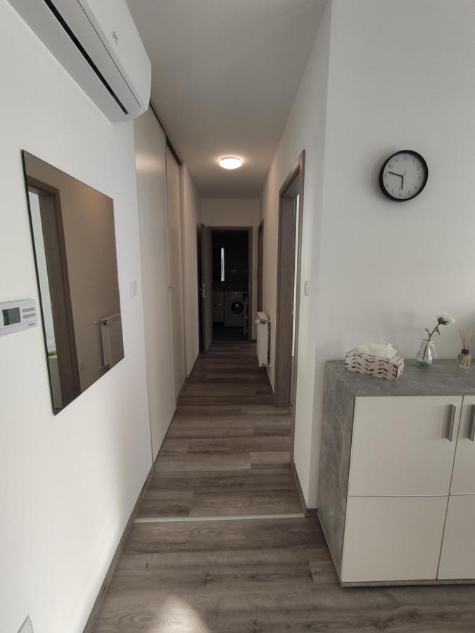 Bajcsy Apartment Дебрецен Екстериор снимка
